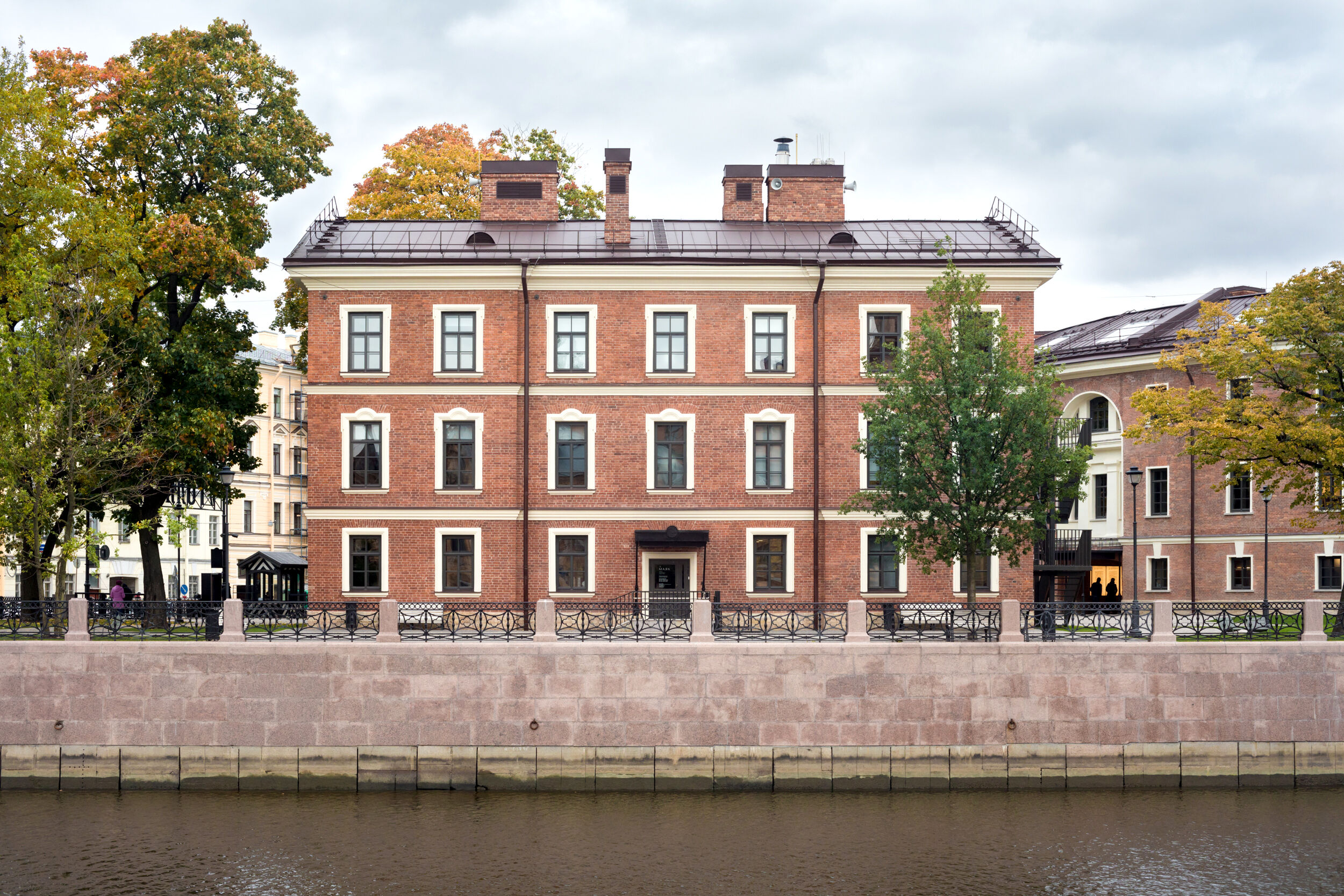 Commandant's House (Mayak School) (2) 2.jpg